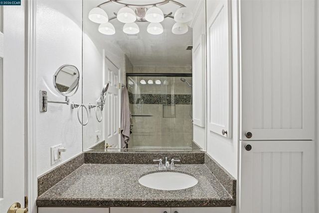 5517 Shorehaven Cir, Livermore, CA 94551