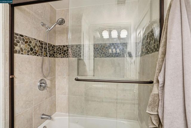 5517 Shorehaven Cir, Livermore, CA 94551