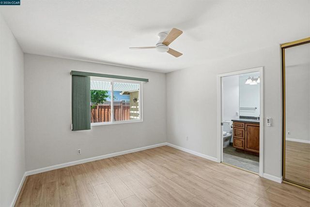5517 Shorehaven Cir, Livermore, CA 94551