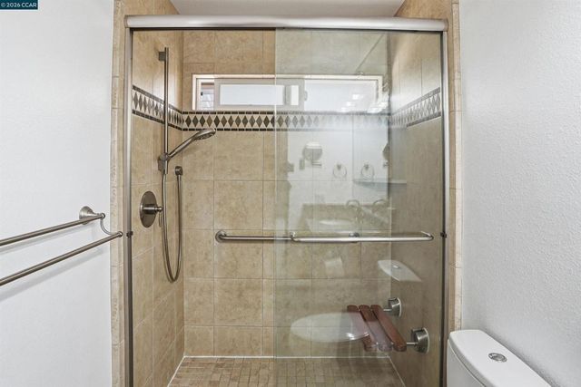 5517 Shorehaven Cir, Livermore, CA 94551