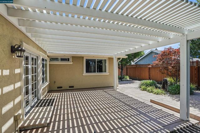 5517 Shorehaven Cir, Livermore, CA 94551