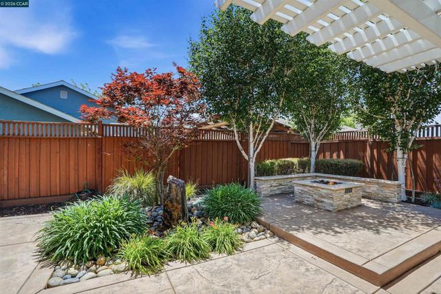 5517 Shorehaven Cir, Livermore, CA 94551