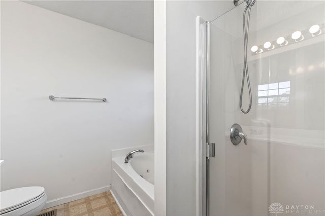 5561 Sagewood Drive, Miami Twp, OH 45342