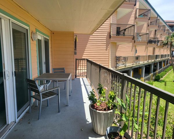 9520 Seawall 121, Galveston, TX 77554