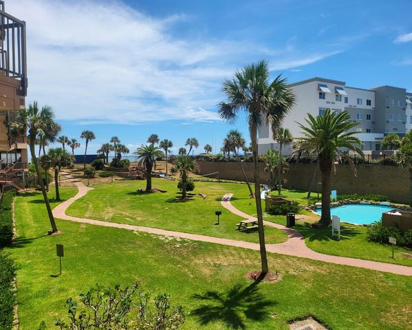 9520 Seawall 121, Galveston, TX 77554