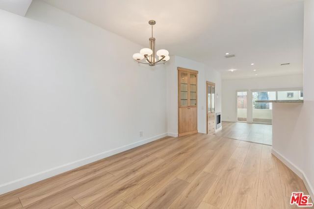 11925 Mayfield Avenue 1, Los Angeles, CA 90049