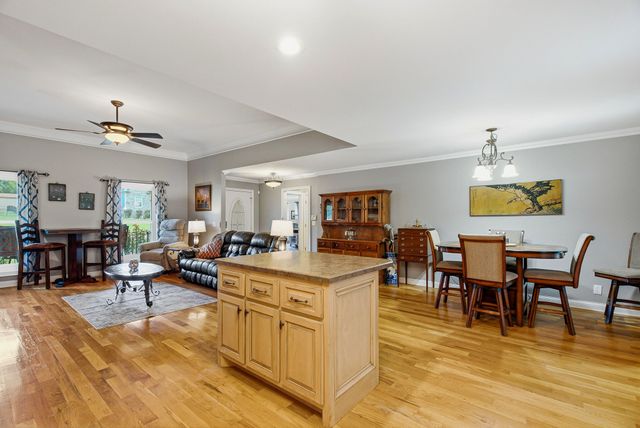 204 Artesa Dr, White House, TN 37188