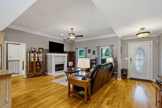 204 Artesa Dr, White House, TN 37188