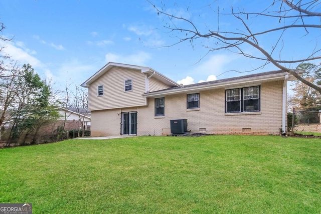 4033 Emerald North Circle, Decatur, GA 30035