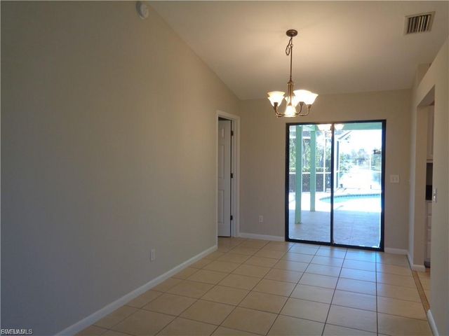1510 SW 8th PL, Cape Coral, FL 33991