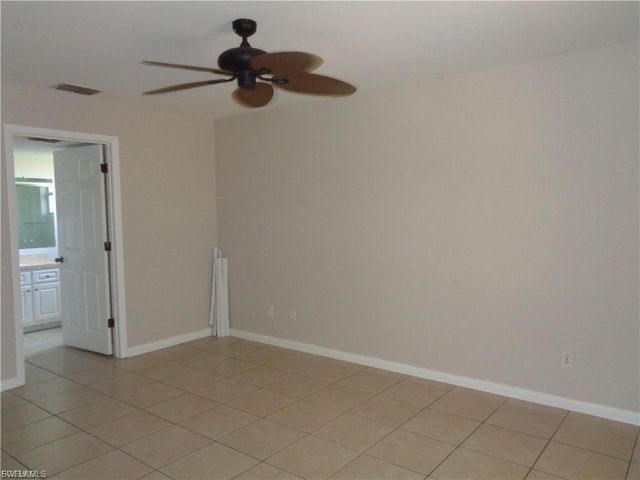 1510 SW 8th PL, Cape Coral, FL 33991