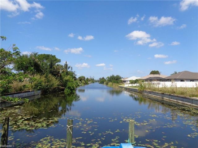 1510 SW 8th PL, Cape Coral, FL 33991