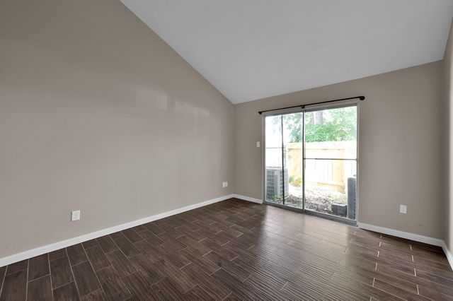 12311 Glenview Drive, Montgomery, TX 77356