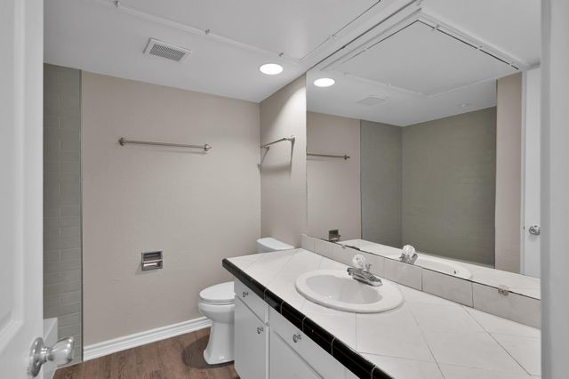 12311 Glenview Drive, Montgomery, TX 77356