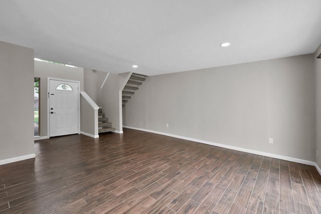 12311 Glenview Drive, Montgomery, TX 77356