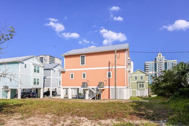 2707 Rigby Dr., Myrtle Beach, SC 29577
