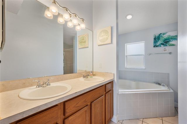 11724 CONSTANCE WAY, Clermont, FL 34711