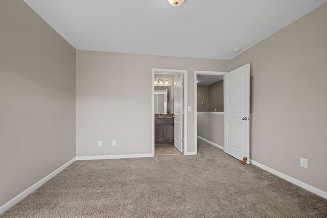 208 Bell Forge Ct, White Bluff, TN 37187