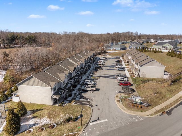 208 Bell Forge Ct, White Bluff, TN 37187