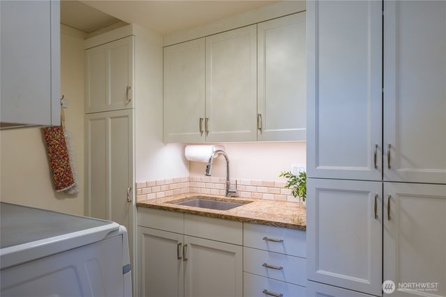 103 Less Traveled Road, Lopez Island, WA 98261