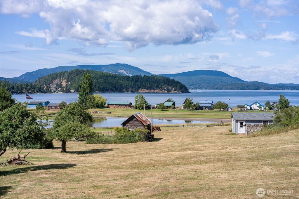 103 Less Traveled Road, Lopez Island, WA 98261