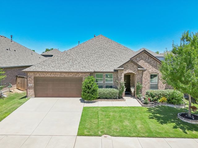 1816 Dunstan Drive, Fort Worth, TX 76052
