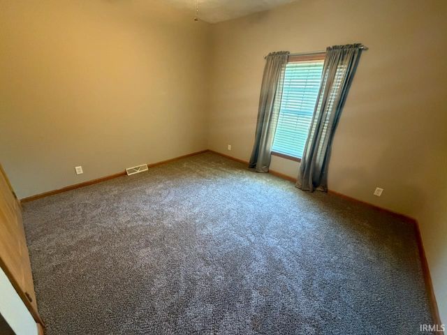 104 E Foster Street, Fort Branch, IN 47648