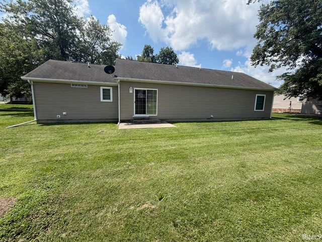 104 E Foster Street, Fort Branch, IN 47648