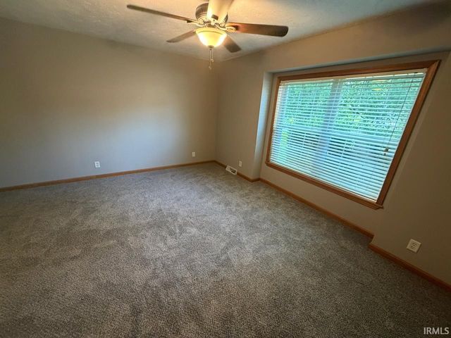 104 E Foster Street, Fort Branch, IN 47648