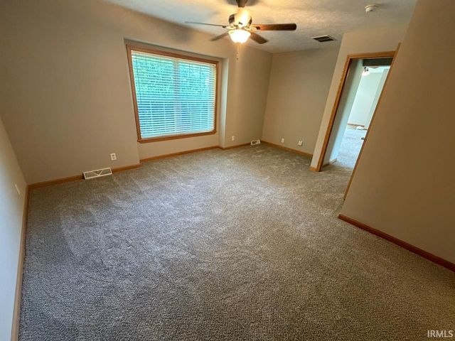 104 E Foster Street, Fort Branch, IN 47648