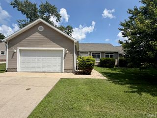 104 E Foster Street, Fort Branch, IN 47648