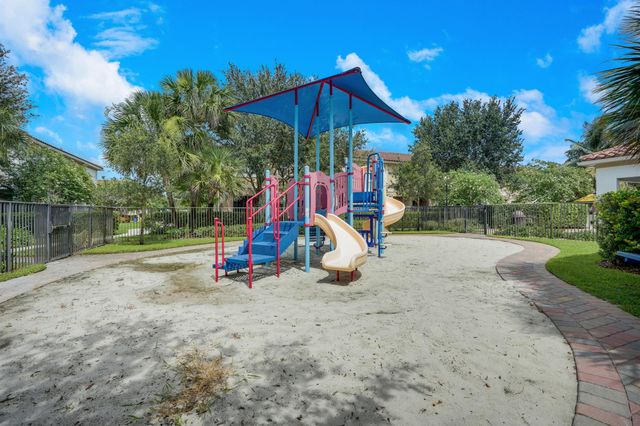 4307 Chalmers Lane, West Palm Beach, FL 33417