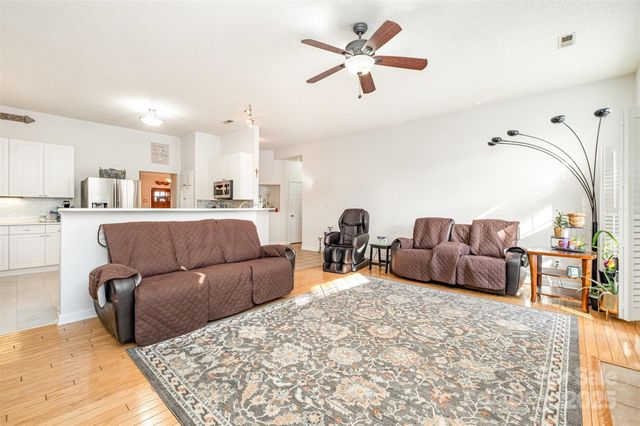 4760 Lauren Glen Street NW, Concord, NC 28027