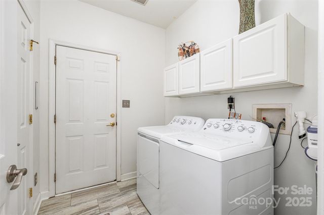 4760 Lauren Glen Street NW, Concord, NC 28027