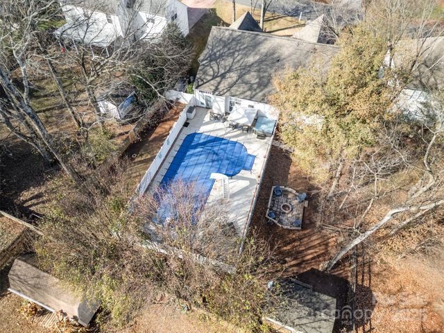 4760 Lauren Glen Street NW, Concord, NC 28027