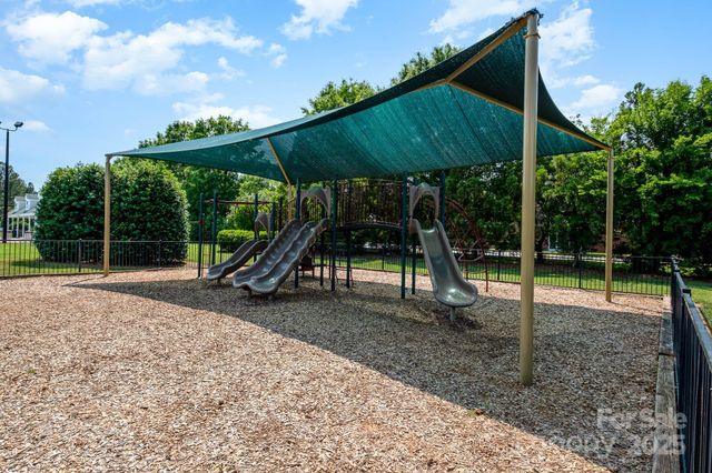 4760 Lauren Glen Street NW, Concord, NC 28027