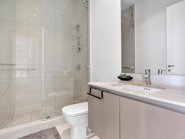 3250 NE 188th St UPH02 + ROOFTOP W/ POOL, Aventura, FL 33180