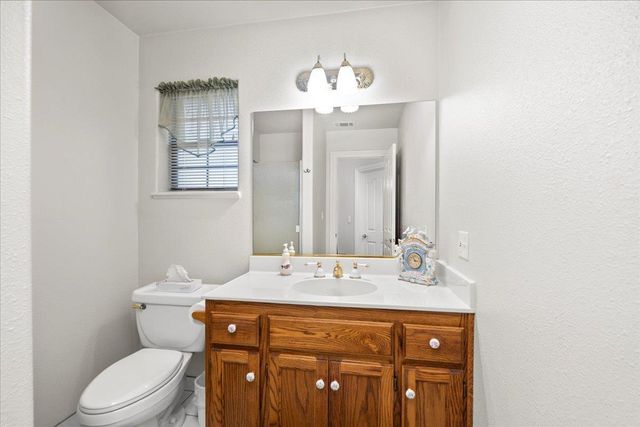 4616 Freelove Rd, Oakdale, CA 95361