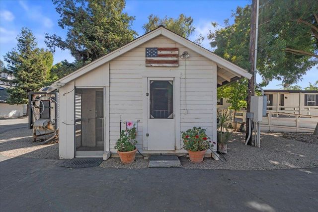 4616 Freelove Rd, Oakdale, CA 95361