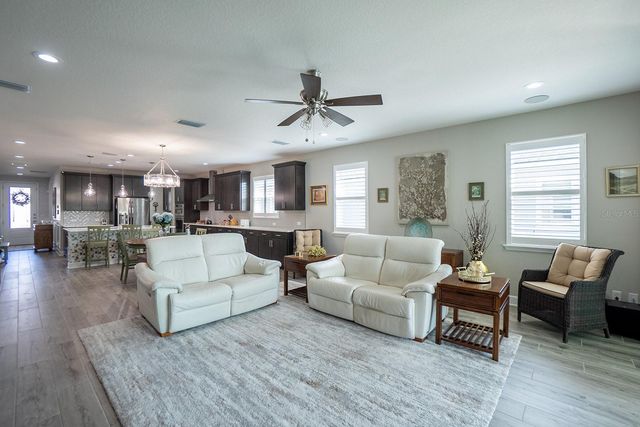 9 LOS LAGOS BOULEVARD, Palm Coast, FL 32137