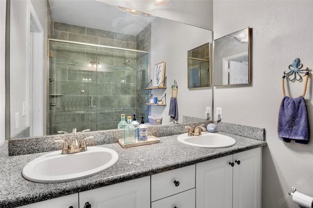 7589 PLANTATION CIRCLE, Bradenton, FL 34201