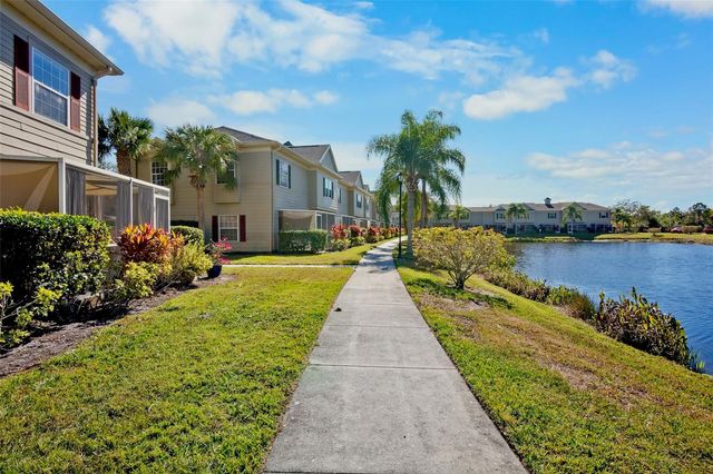 7589 PLANTATION CIRCLE, Bradenton, FL 34201