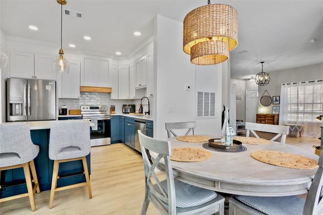 7589 PLANTATION CIRCLE, Bradenton, FL 34201