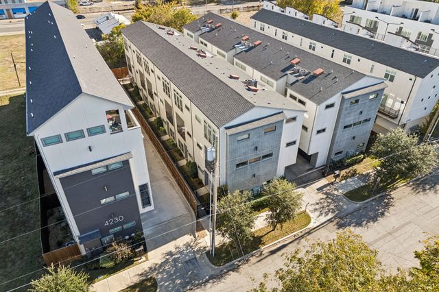 4226 Roseland Avenue 203, Dallas, TX 75204