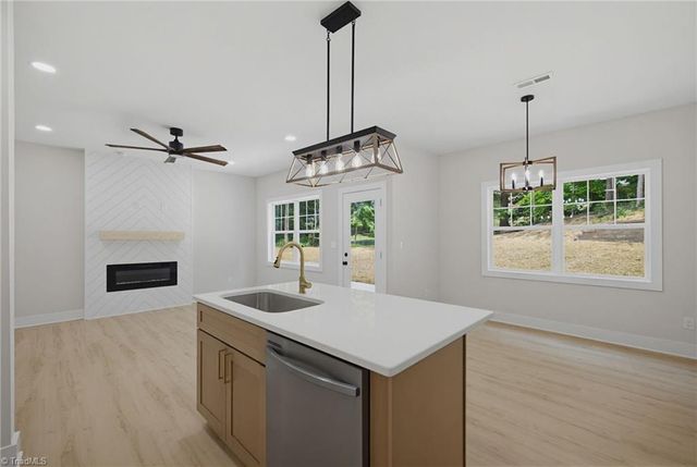 311 Lily Drive, Kernersville, NC 27284