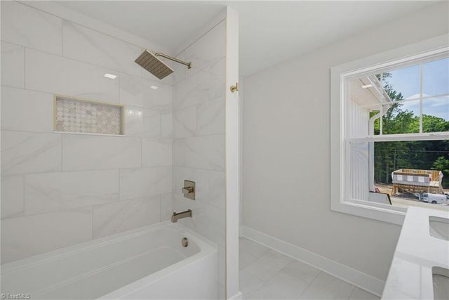 311 Lily Drive, Kernersville, NC 27284