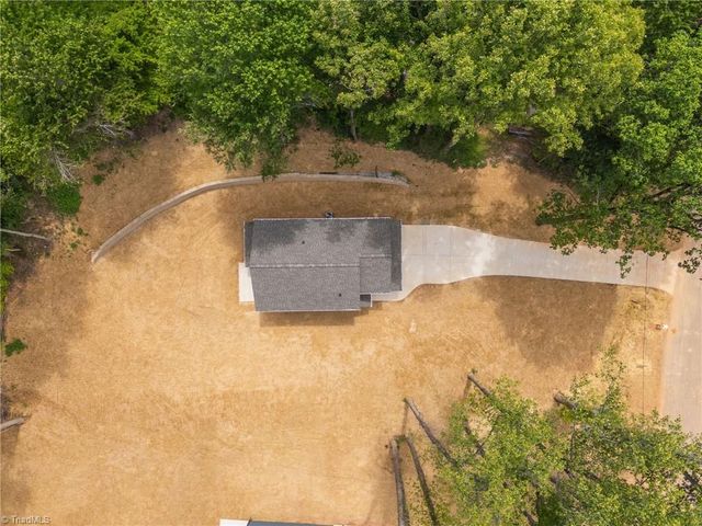 311 Lily Drive, Kernersville, NC 27284