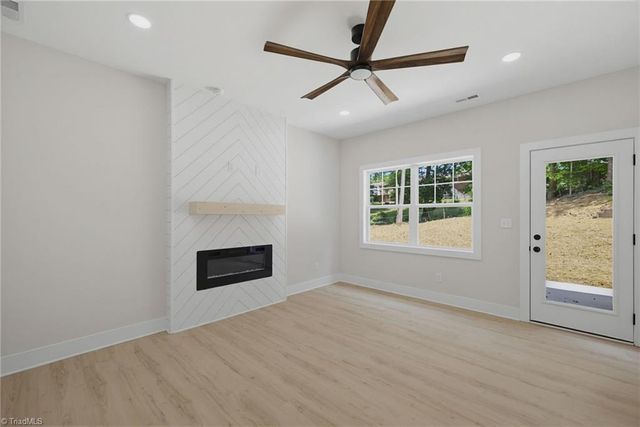 311 Lily Drive, Kernersville, NC 27284