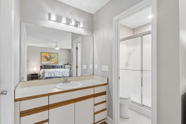 934 Lenox Hill Court, Atlanta, GA 30324