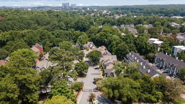 934 Lenox Hill Court, Atlanta, GA 30324